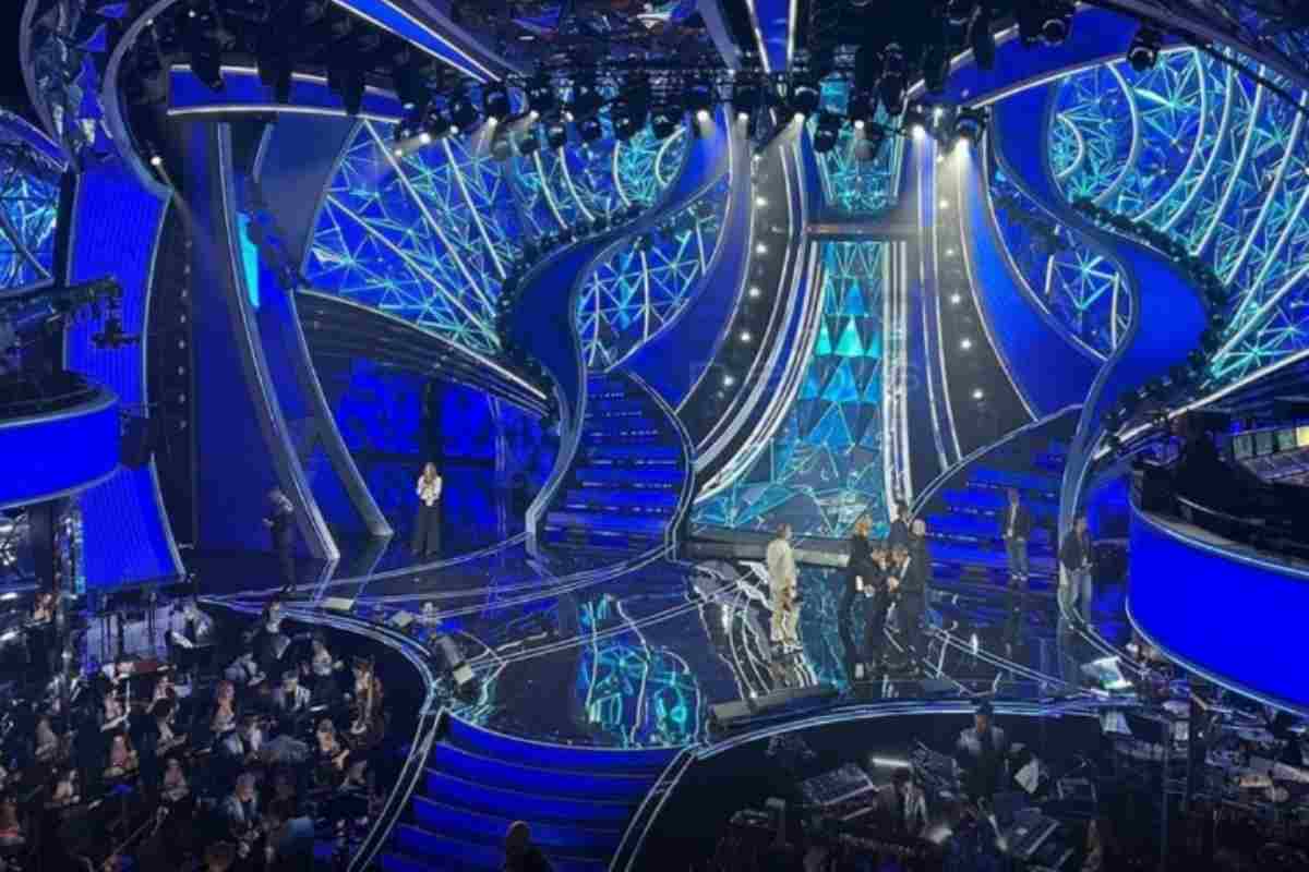 Il Festival di Sanremo è famoso per i suoi ospiti d'onore, che arricchiscono il programma con esibizioni indimenticabili.